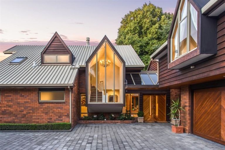 Photo of property in 16 Grangewood Lane, Burnside, Christchurch, 8053