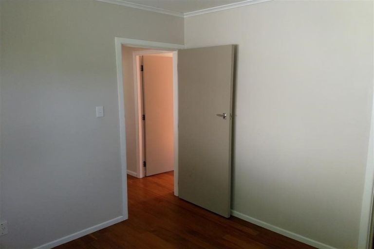 Photo of property in 26 Clifford Road, Johnsonville, Wellington, 6037