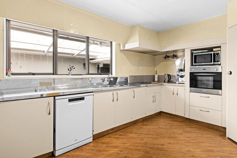 Photo of property in 34 Hammond Road, Taradale, Napier, 4112