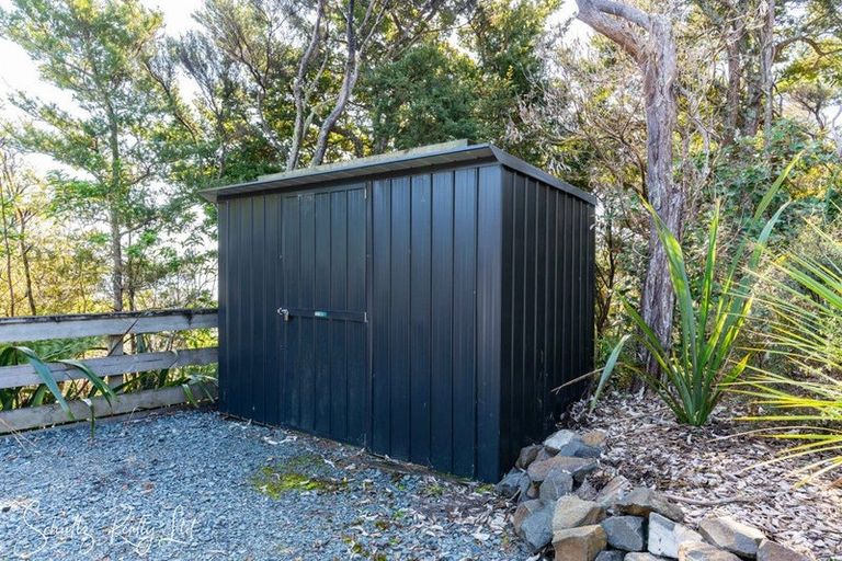 Photo of property in 13 Lancewood Lane, Pahi, Paparoa, 0571