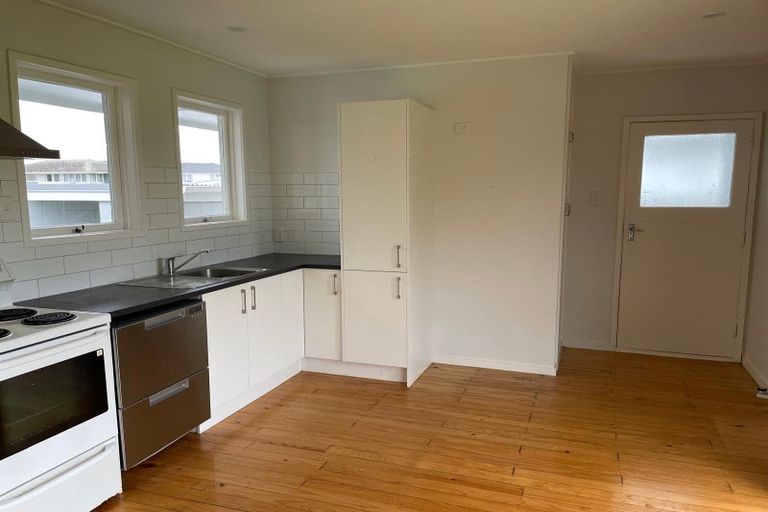 Photo of property in 1 Totara Street, Waiuku, 2123