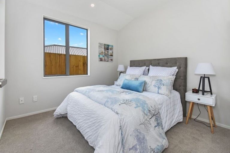 Photo of property in 13 Huahua Crescent, Papakura, 2110