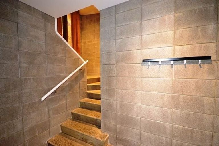 Photo of property in 39 Mccoll Street, Vogeltown, Wellington, 6021