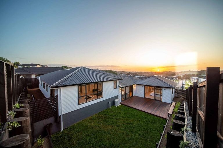 Photo of property in 116 Lisle Farm Drive, Pukekohe, 2120