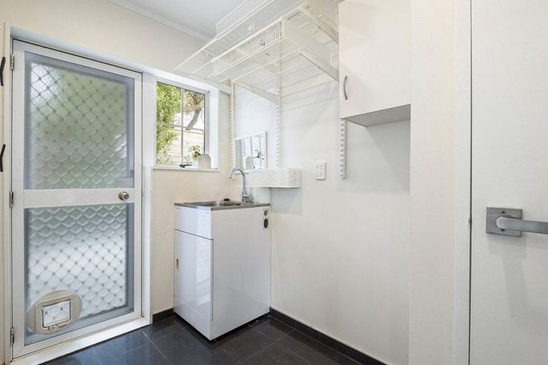 Photo of property in 13a Gulf View Road, Murrays Bay, Auckland, 0630