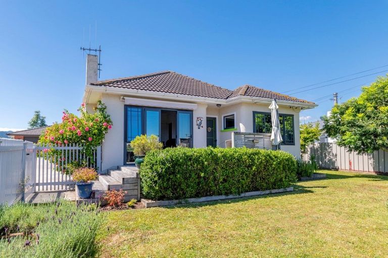 Photo of property in 64 Parker Avenue, Levin, 5510