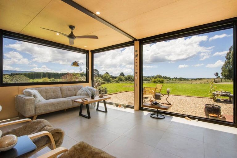 Photo of property in 115 Matahui Road, Aongatete, 3181