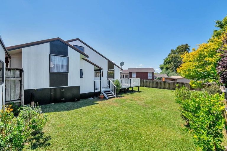Photo of property in 14 Putney Place, Ranui, Auckland, 0612