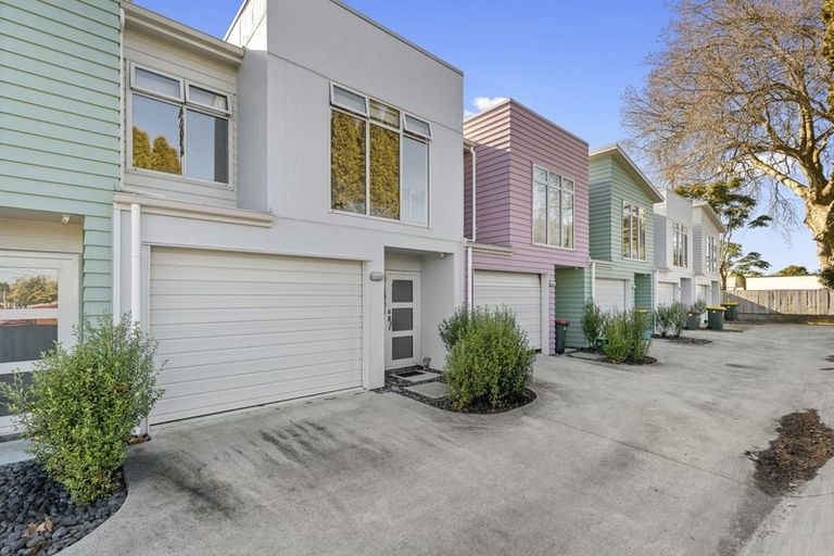 Photo of property in 72u2 Carrington Avenue, Silverdale, Hamilton, 3216