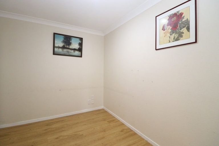 Photo of property in 50b Whitford Road, Botany Downs, Auckland, 2014