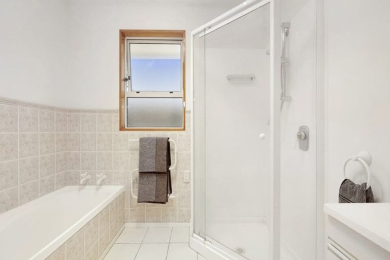 Photo of property in 6 Van Dieman Close, Templeton, Christchurch, 8042