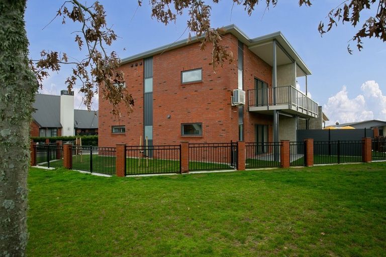 Photo of property in 2/49 Pengover Avenue, Leamington, Cambridge, 3432