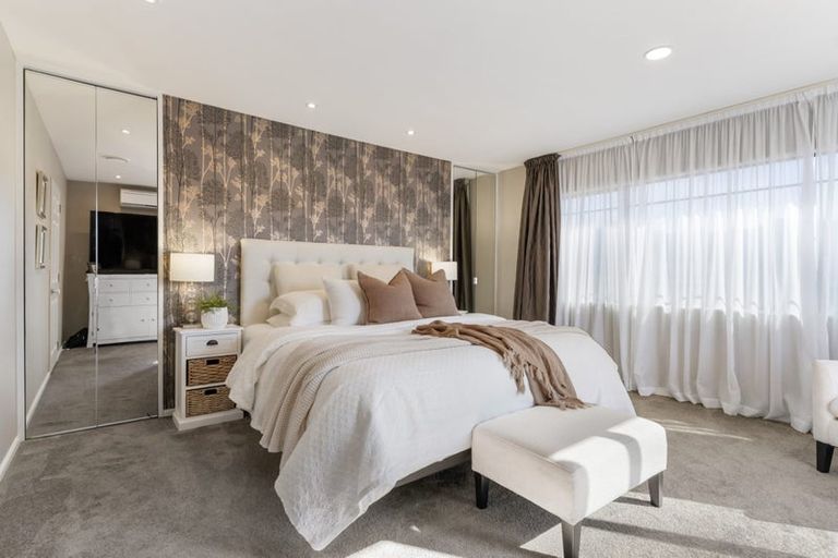 Photo of property in 10 Advance Way, Albany, Auckland, 0632