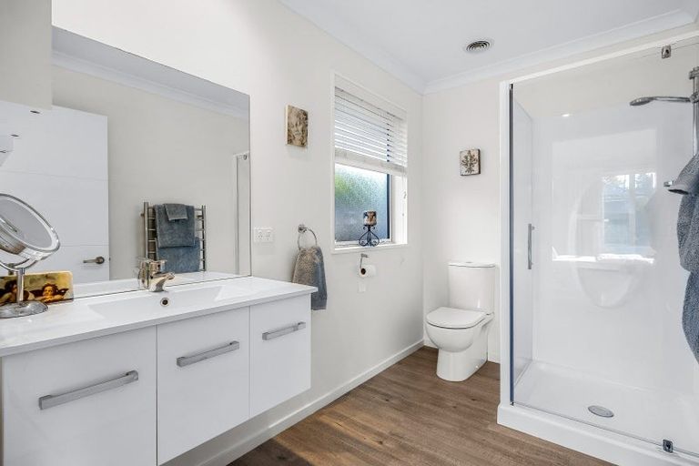 Photo of property in 1 Franklin Drive, Rangiora, 7400