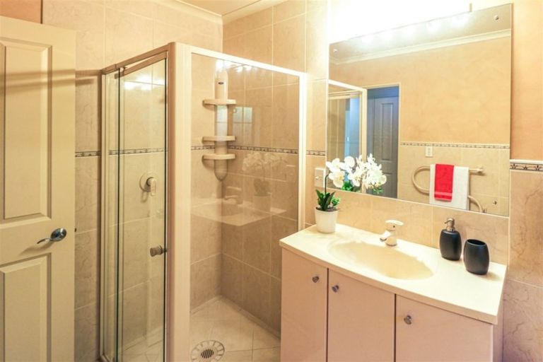 Photo of property in 38 Saint James Drive, Huntington, Hamilton, 3210