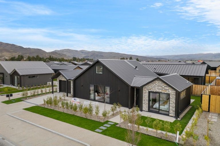 Photo of property in 24 Magnum Drive, Cromwell, 9310