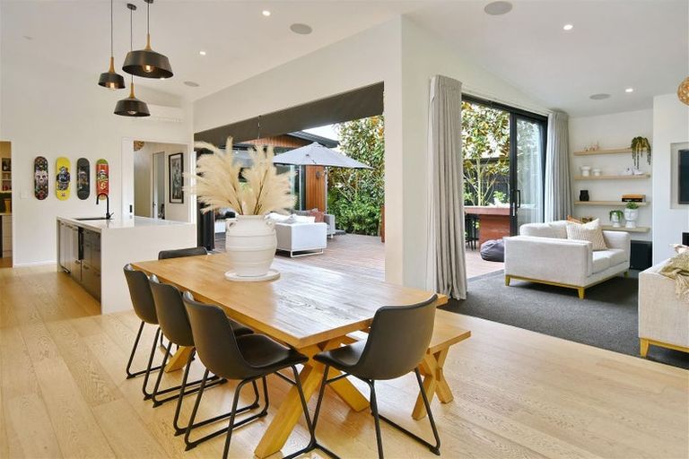Photo of property in 29 Kohunga Crescent, Bottle Lake, Christchurch, 8083
