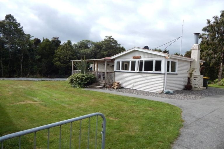 Photo of property in 1279 Lake Kaniere Road, Lake Kaniere, Kokatahi, 7881