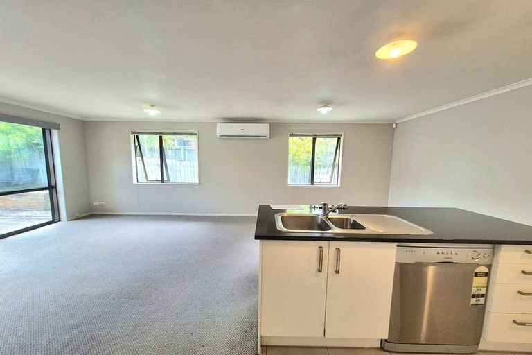 Photo of property in 20a Daytona Road, Henderson, Auckland, 0610