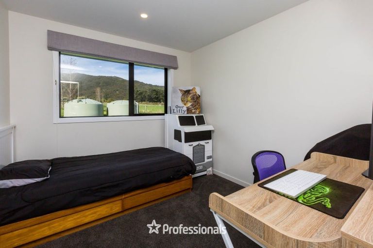 Photo of property in 2a Turksma Lane, Kaitoke, 5018