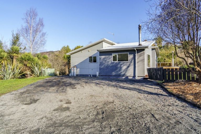 Photo of property in 3 Goodwin Street, Waihola, Milton, 9073