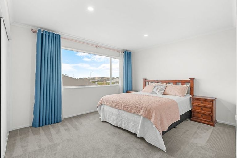 Photo of property in 11 George Square West, Wigram, Christchurch, 8025