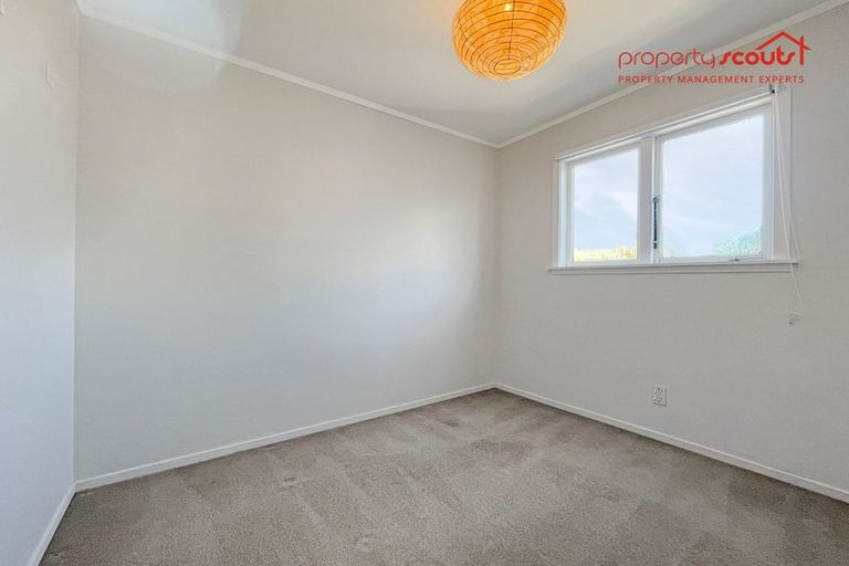 Photo of property in 1/15 Titiwai Place, Birkenhead, Auckland, 0626