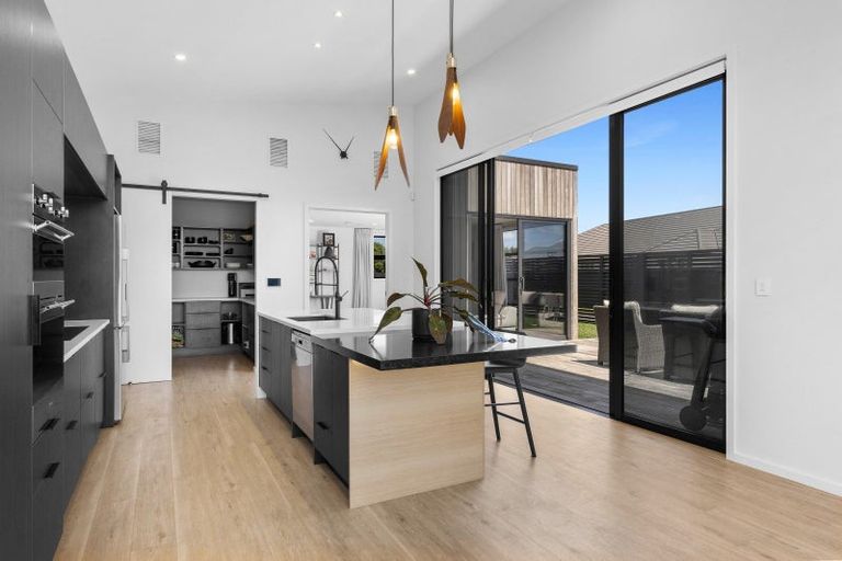 Photo of property in 17 Mike Smith Drive, Cambridge, 3434