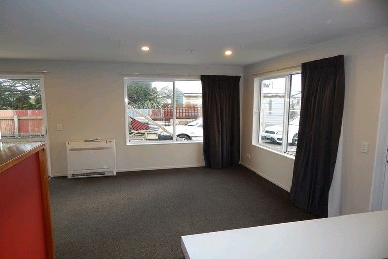 Photo of property in 24 Peel Street, Westport, 7825