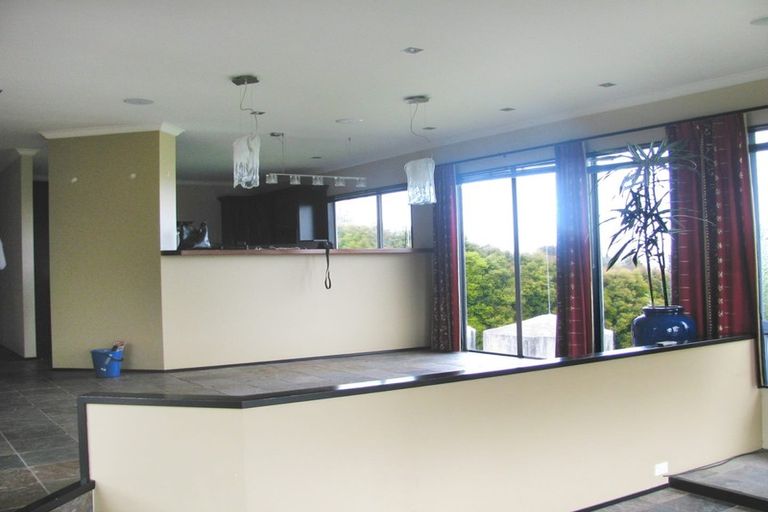 Photo of property in 87 Point View Drive, East Tamaki Heights, Auckland, 2016