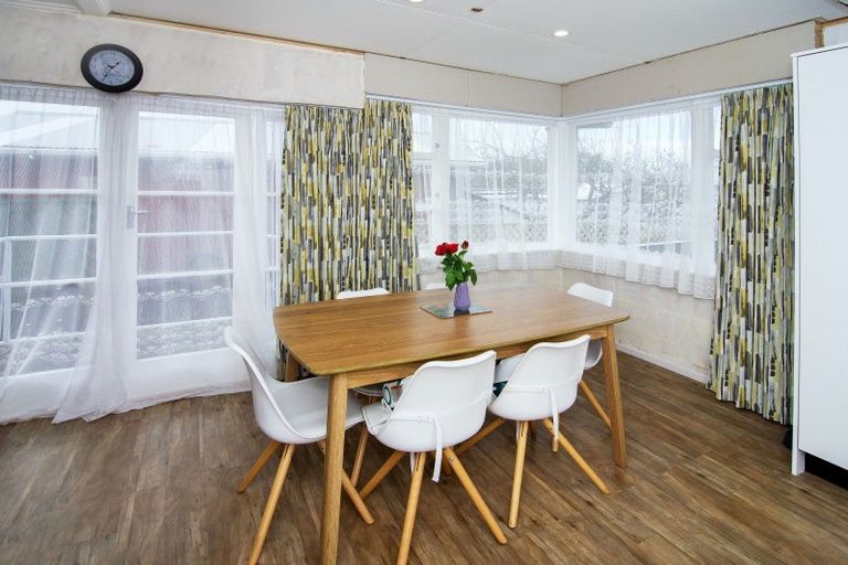 Photo of property in 30 Coddington Crescent, Masterton, 5810