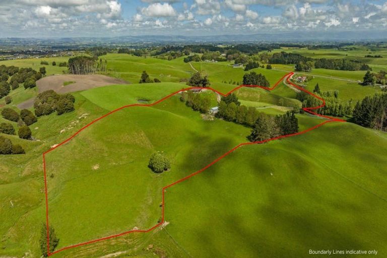 Photo of property in 268 Halcombe Road, Feilding, 4775