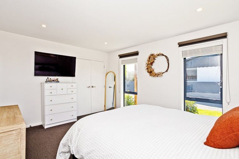 Photo of property in 53 Kirkbride Street, Wallacetown, 9816