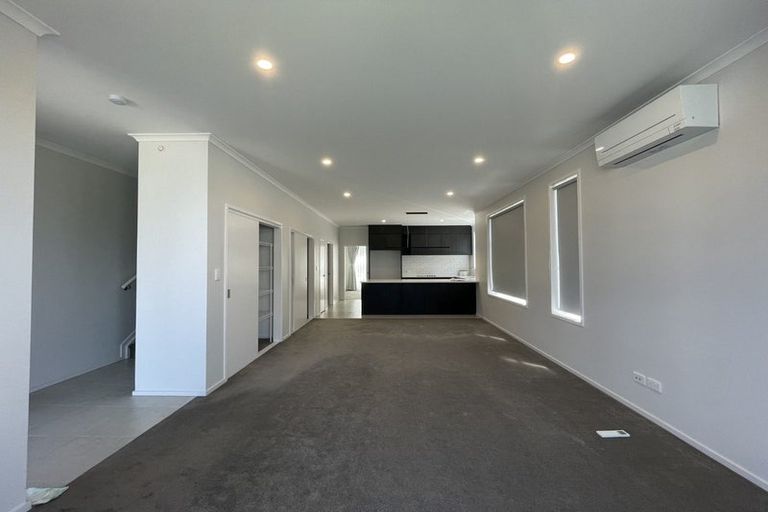 Photo of property in 3 Fort Lincoln Loop, Karaka, Papakura, 2113