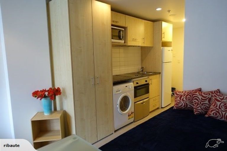 Photo of property in 23 Emily Place, Bellevue, Tauranga, 3110