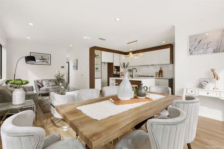 Photo of property in 339 Flat Bush School Road, Flat Bush, Auckland, 2019