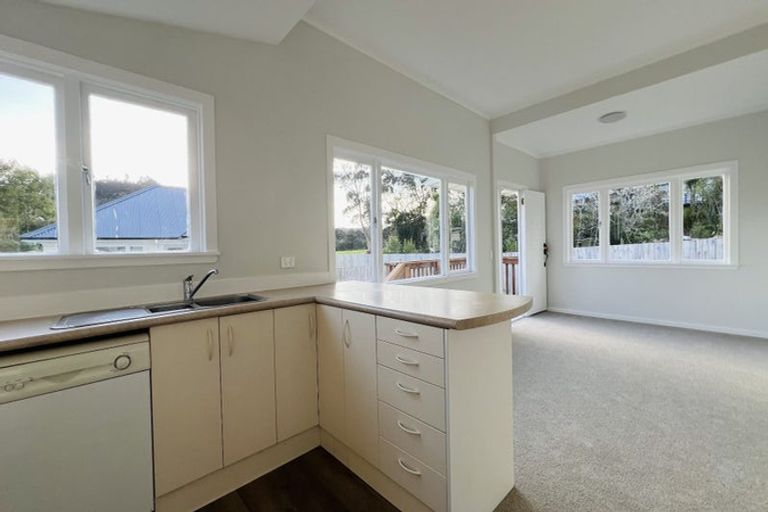 Photo of property in 1295 Rings Road, Coromandel, 3506