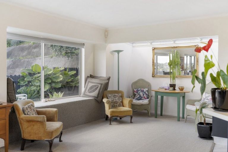 Photo of property in 5 Cynthia Place, Bellevue, Tauranga, 3110