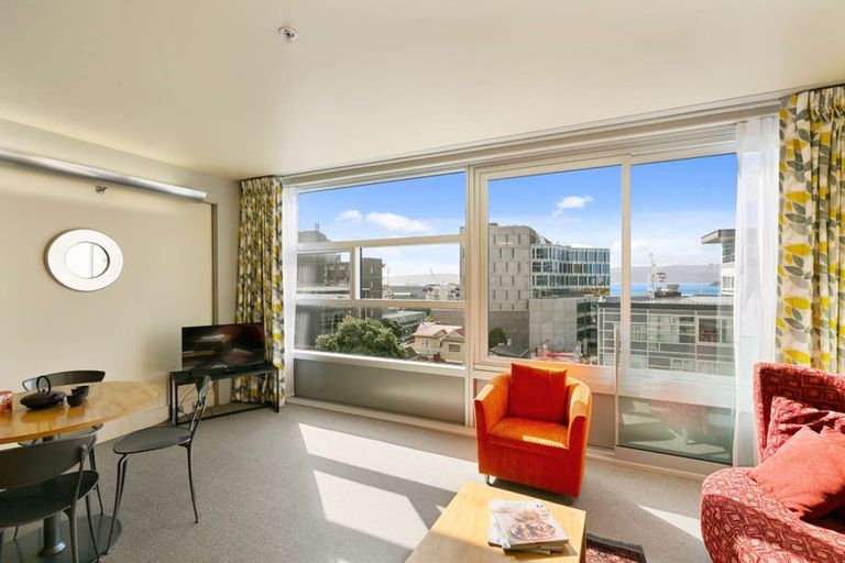 Photo of property in St Pauls Apartments, 95/43u Mulgrave Street, Thorndon, Wellington, 6011