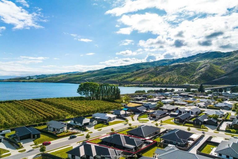 Photo of property in 10 Guano Crescent, Cromwell, 9310