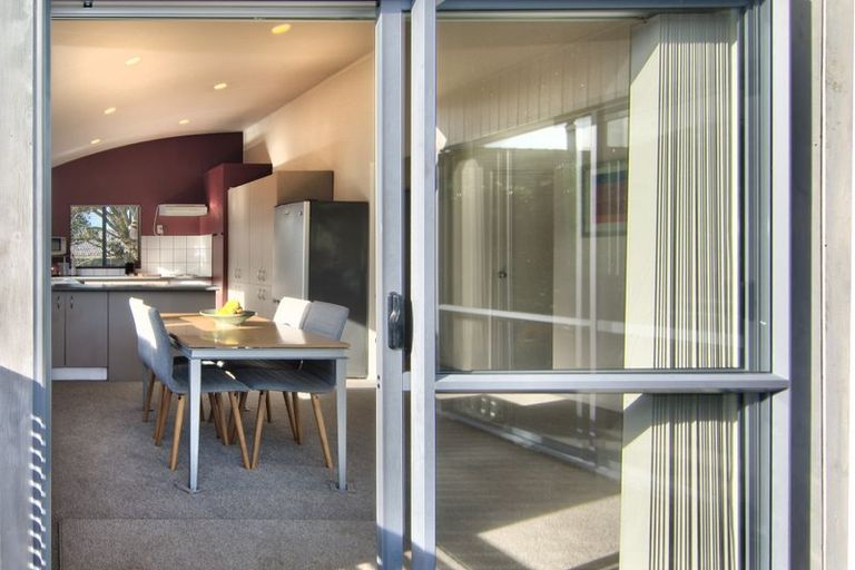 Photo of property in 33a Gilliam Street, New Lynn, Auckland, 0600