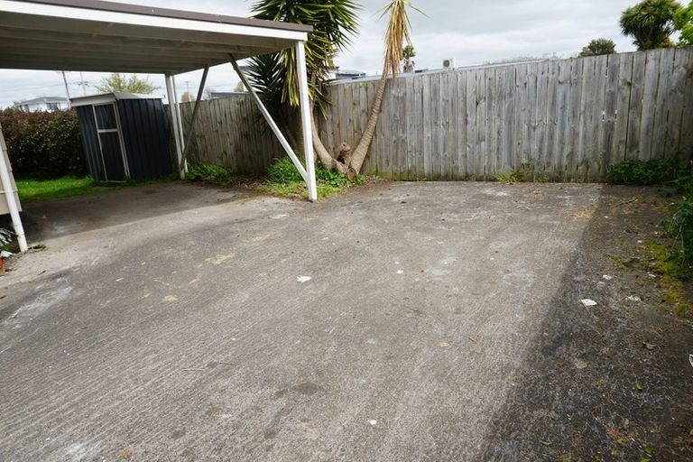 Photo of property in 2/170 Old Wairoa Road, Papakura, 2110