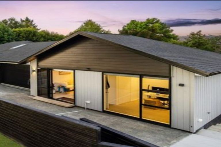 Photo of property in 29 Kewa Road, Albany Heights, Auckland, 0632