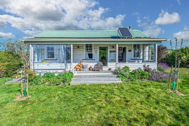 Photo of property in 922 Okaihau Road, Maraetotara, Havelock North, 4294