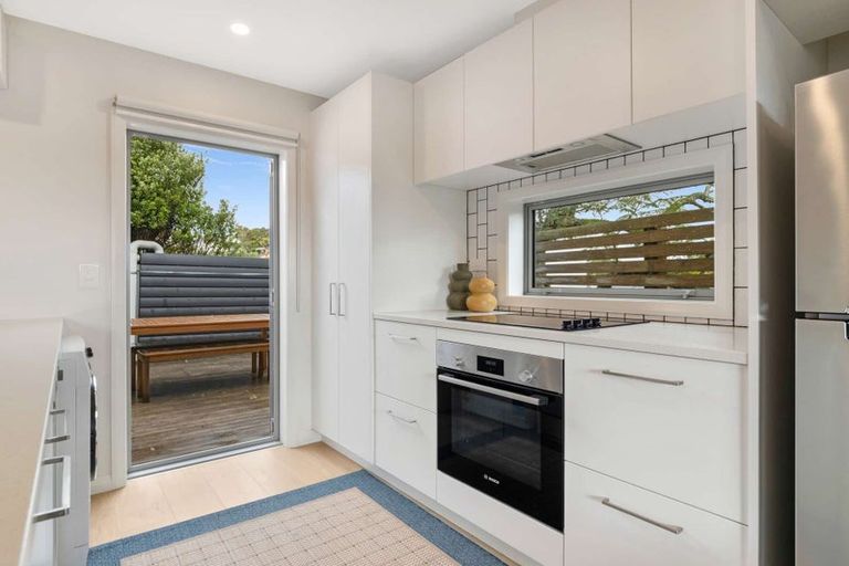 Photo of property in 116c Birkdale Road, Birkdale, Auckland, 0626