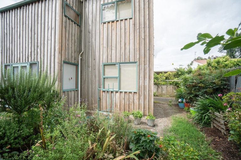 Photo of property in 46 Collingwood Street, Hokowhitu, Palmerston North, 4410
