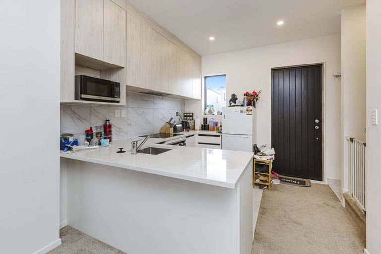Photo of property in 11 Aumarire Lane, Favona, Auckland, 2024