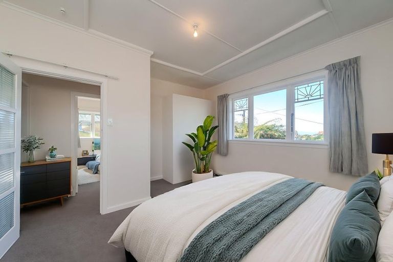 Photo of property in 30 Espin Crescent, Karori, Wellington, 6012