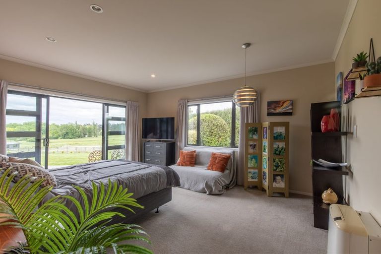 Photo of property in 19 Jg Wilson Drive, Waipukurau, 4281