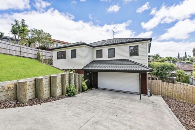 Photo of property in 153b Colwill Road, Massey, Auckland, 0614